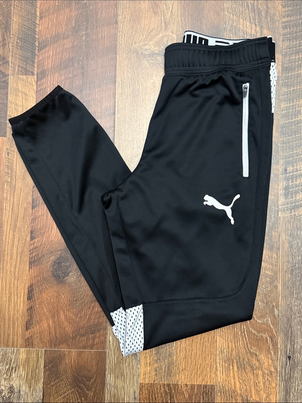 PUMA Flicker Tech Track Pants Men’s M Black White Mesh Zip 515495